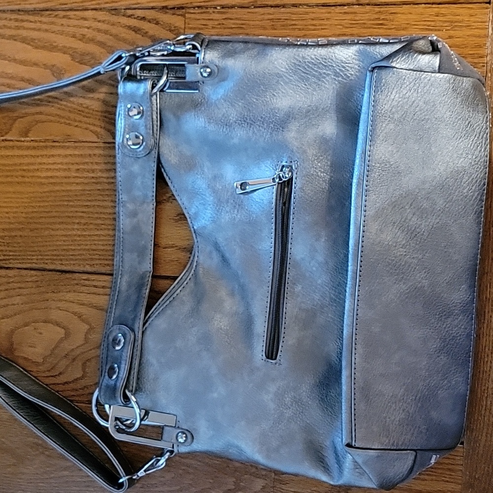 Purse - Picture 2 of 2